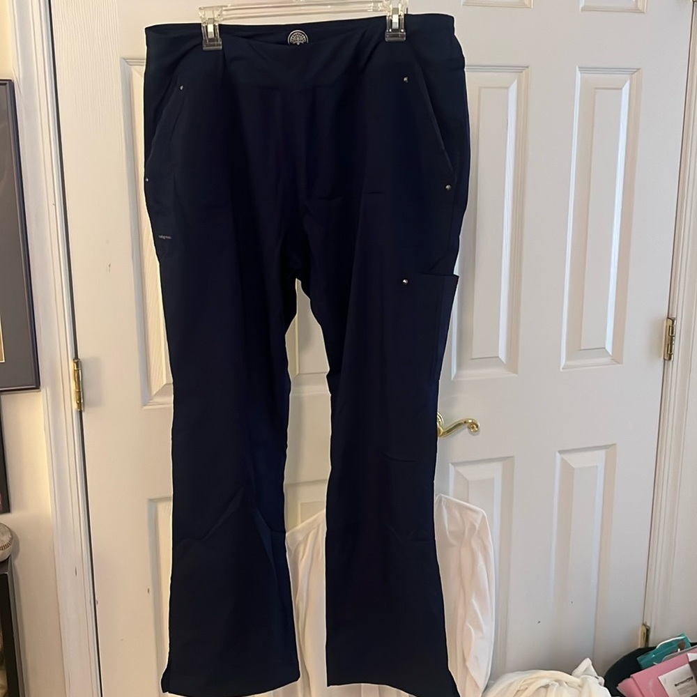 Healing hands scrub pants. Size xl. Navy blue
